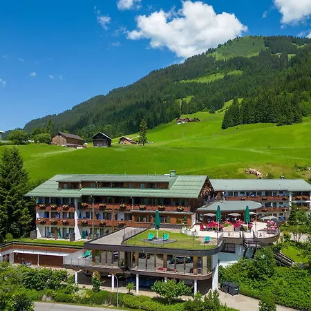 Отель Ifa Alpenhof Wildental Kleinwalsertal Adults Only Миттелберг